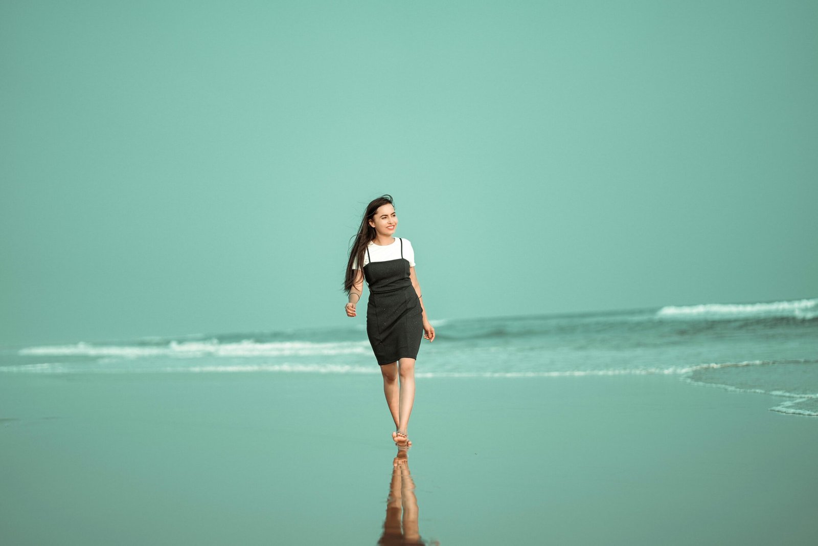 Solo traveler enjoying a seamless holiday package adventure, showcasing independent and stress-free travel.