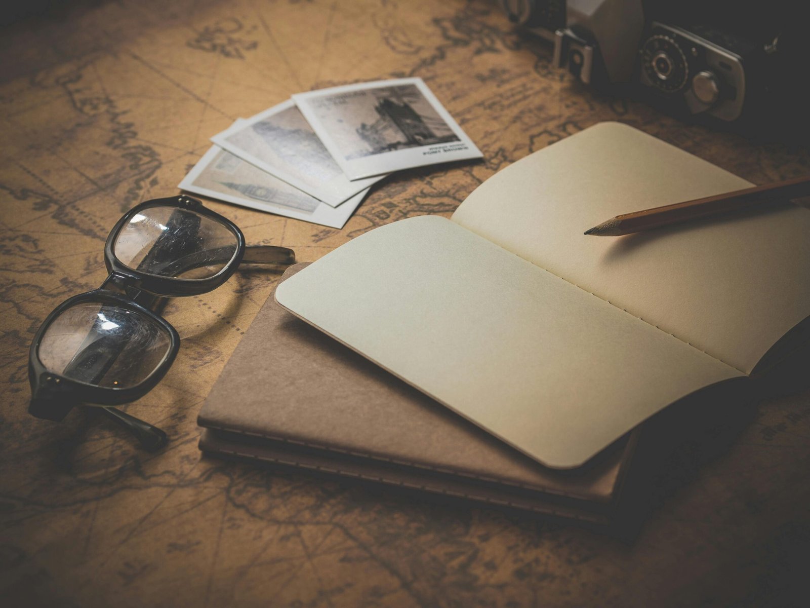 Unforgettable Traveling Tales: How to Create and Share Your Adventures