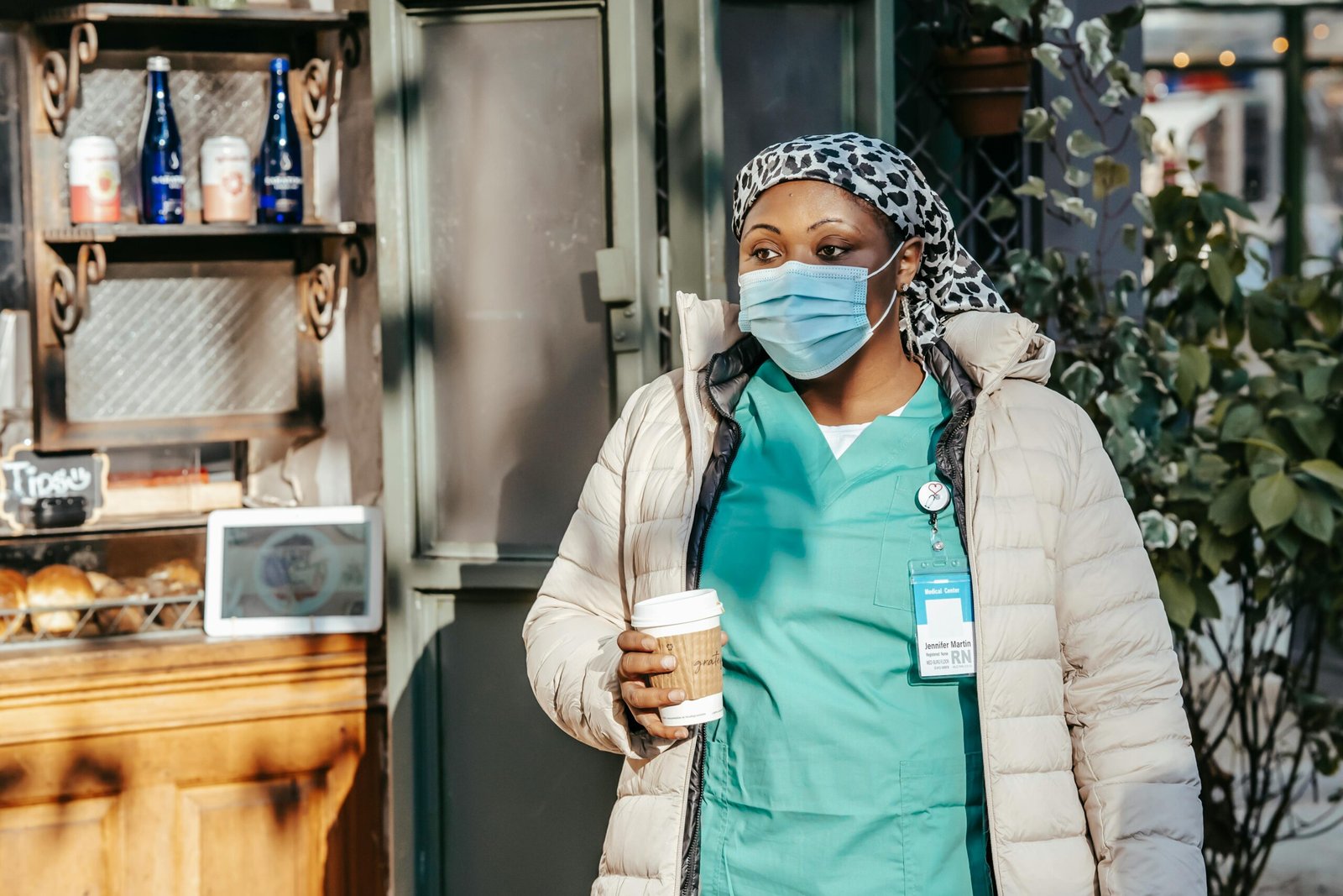 Traveling CNA Pay: Your Ultimate Guide to Higher Earnings in 2025