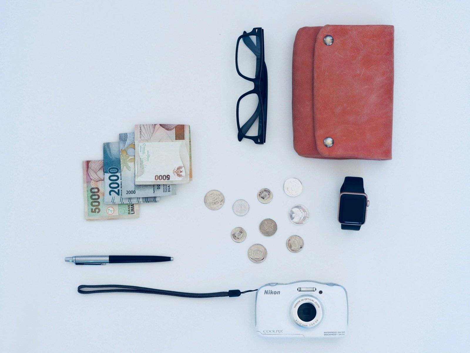 Kavu Big Spender Tri-Fold Wallet Clutch Travel Organizer: Your Ultimate Companion