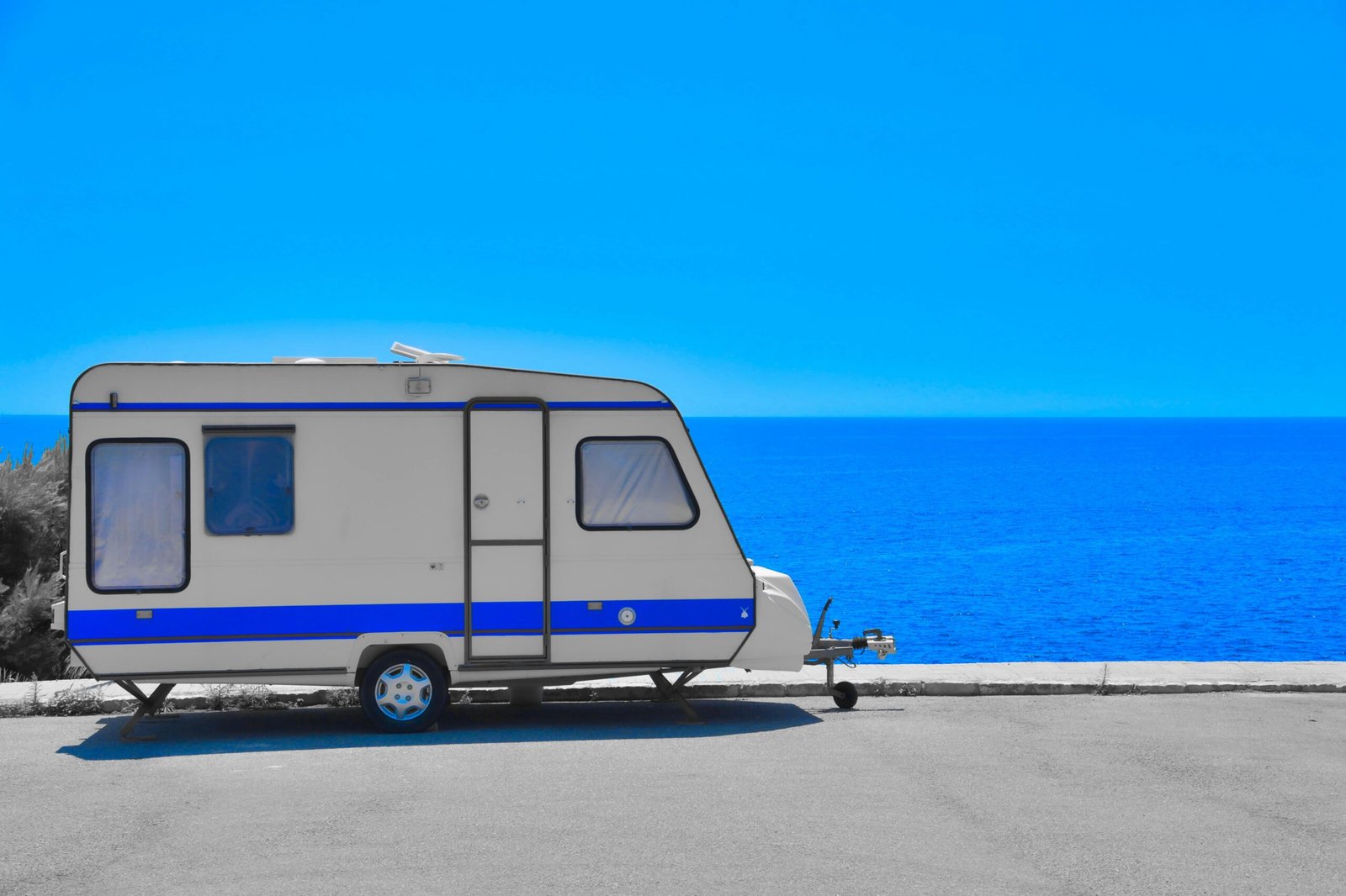 Upgrade Your RV: The Best Travel Trailer Vent Fan Guide 2025