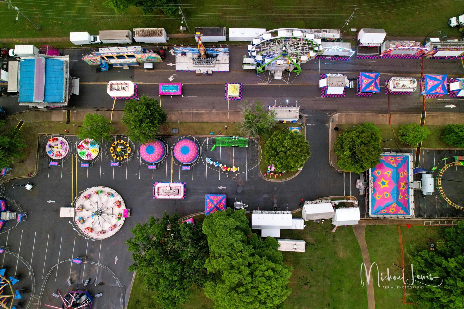 Find Traveling Carnival Jobs Near Me for an Adventurous Career