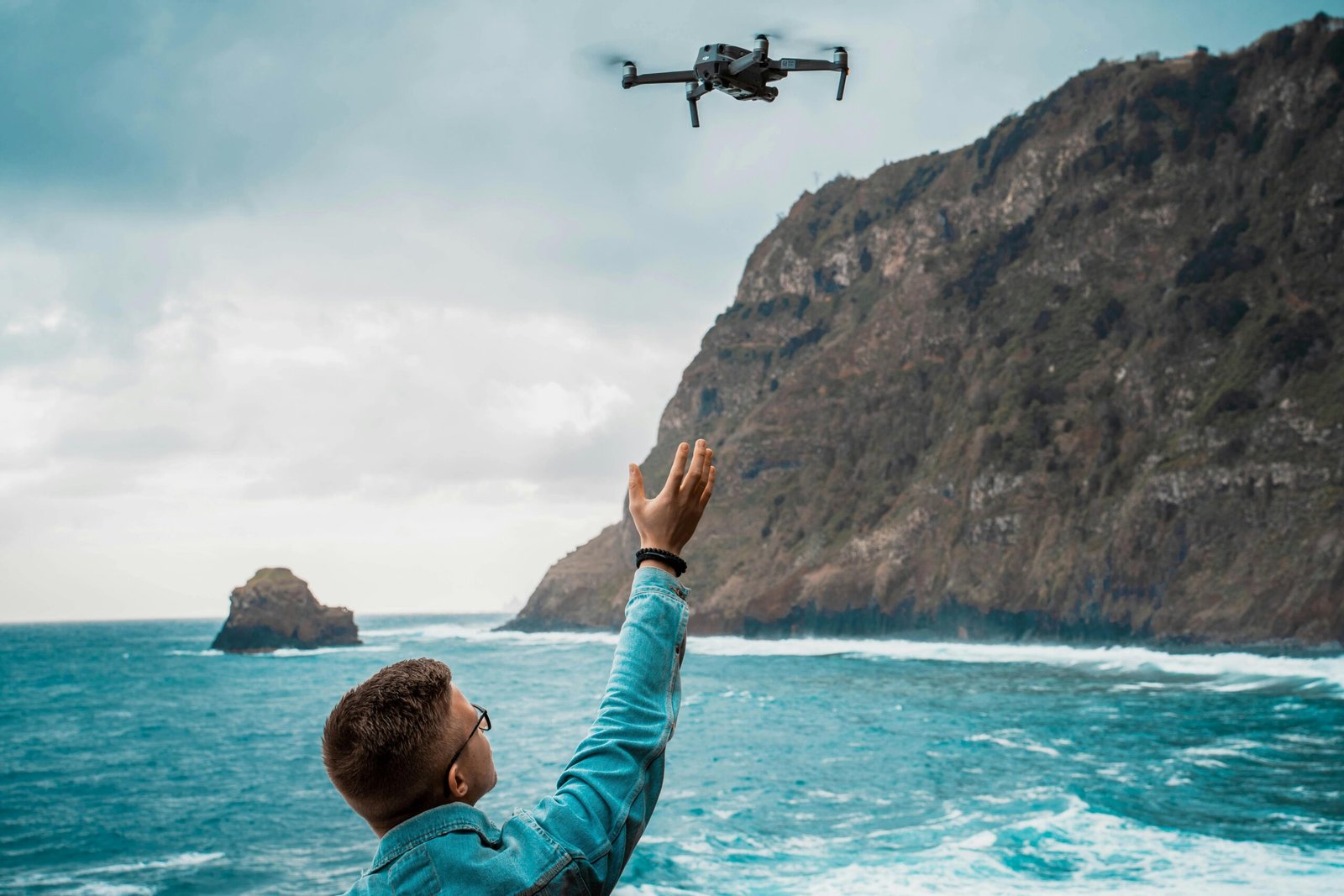 Become a Successful Travel Videographer: Your Ultimate Guide