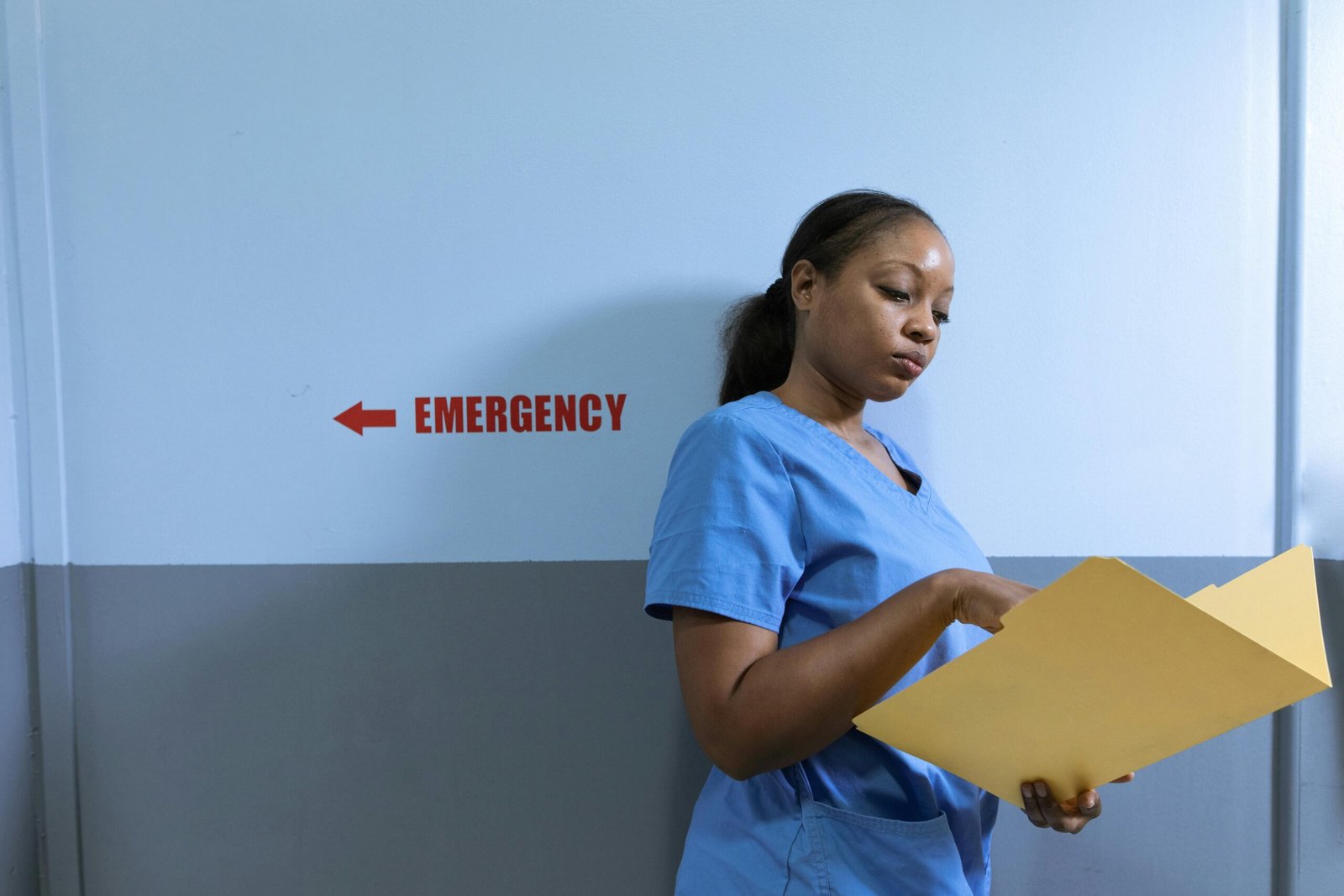 Explore Lucrative Emergency Room Travel Nurse Jobs in 2025