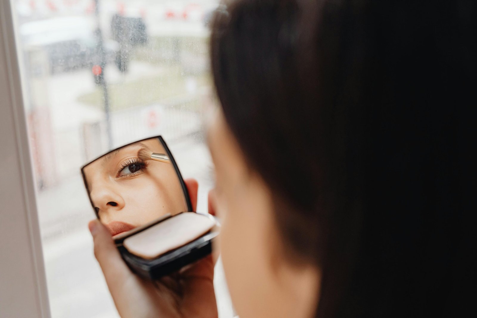 Best Travel Cosmetic Mirror: Your Ultimate Guide for Flawless Makeup On-the-Go