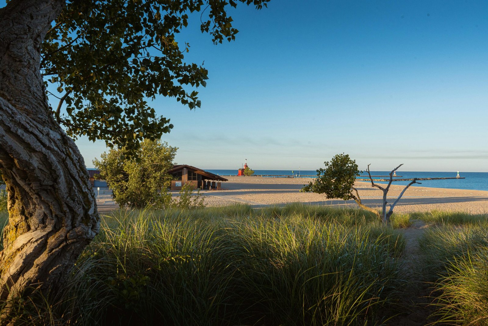 Find Top Travel Nursing Jobs in Michigan | Your Guide 2025