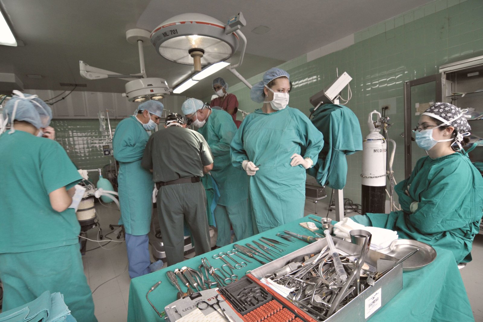 Top Operating Room Travel Nurse Jobs: Your Guide for 2025