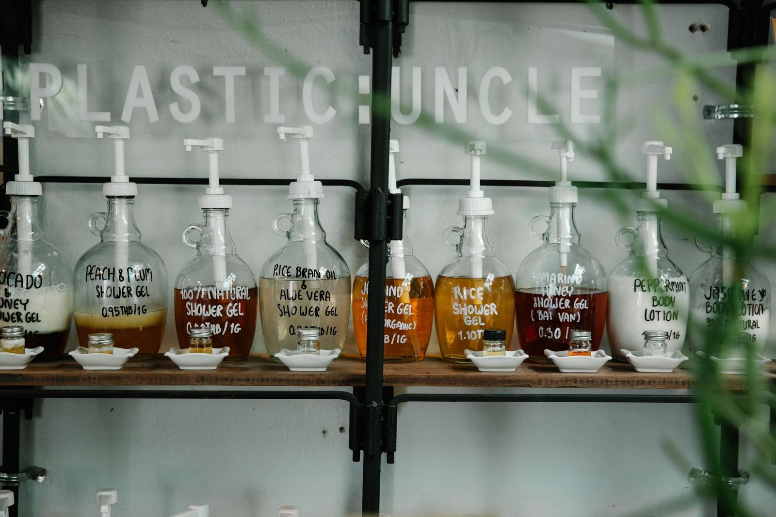 Travel Size Shower Gel in Bulk: Your Ultimate Buying Guide for 2025