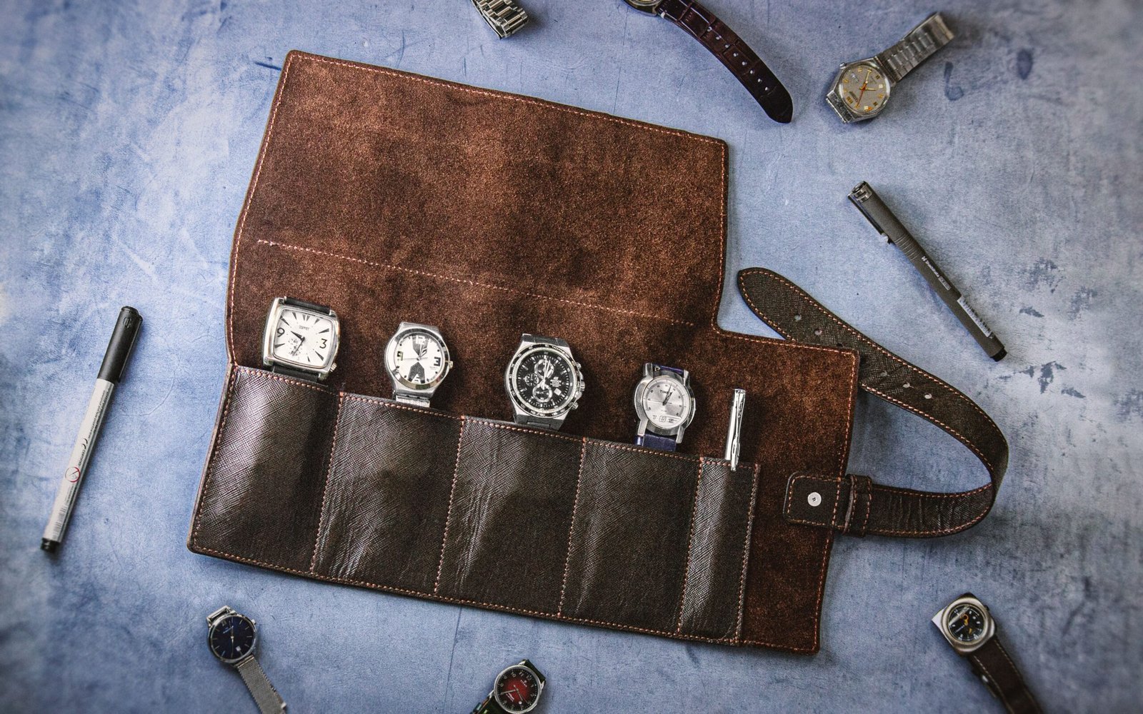 The Ultimate Travel Jewelry Roll: Keep Your Sparkle Safe & Organized