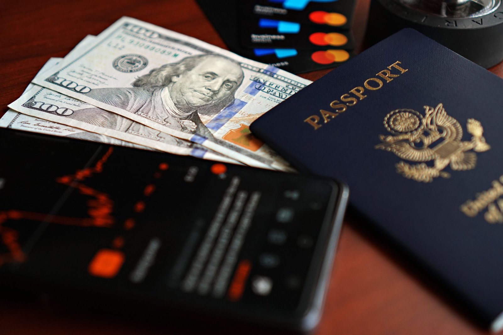 The Ultimate Travel Folio: Organize Your Adventures in 2025