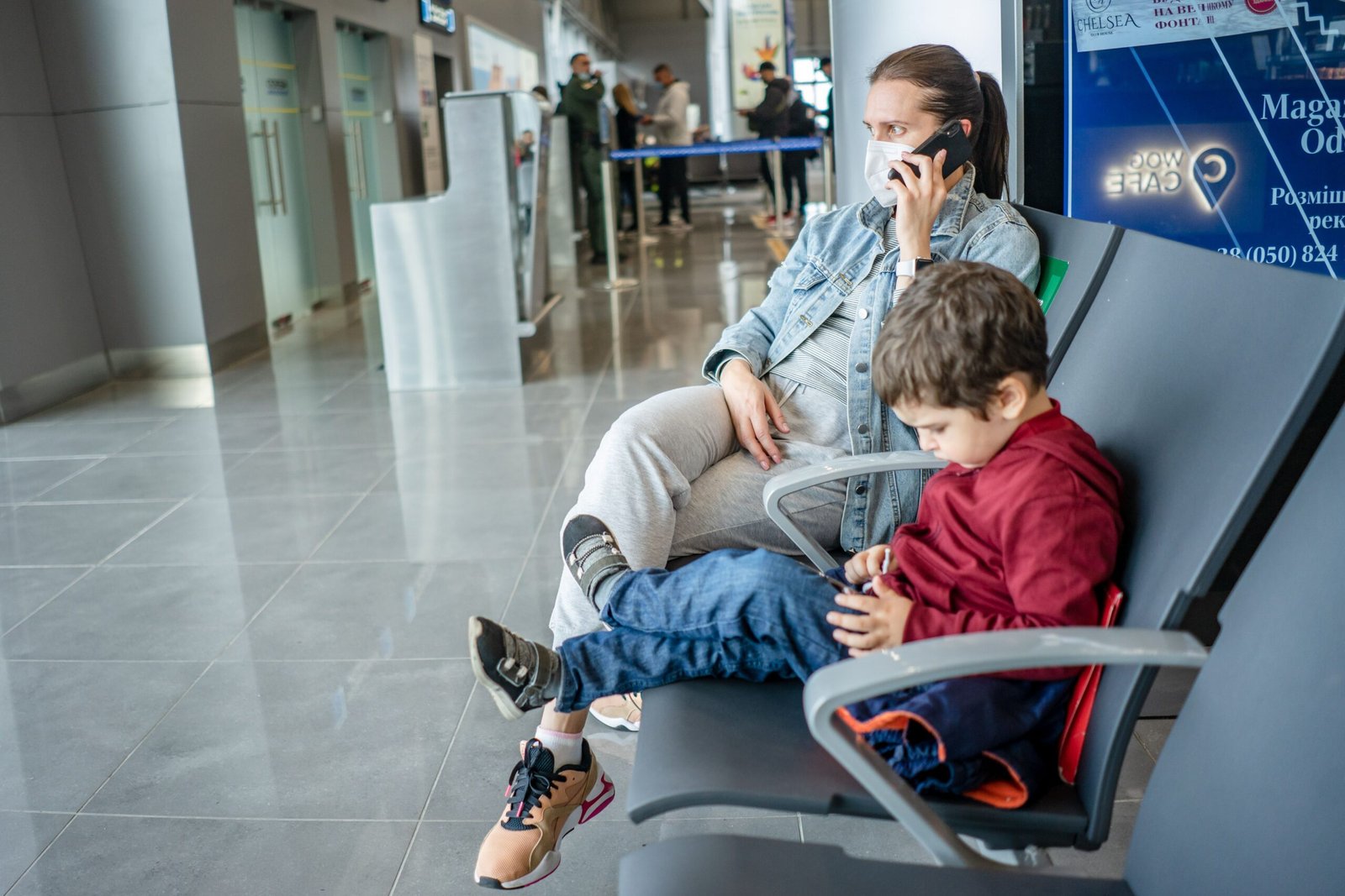 Missing My Family While Traveling: Tips to Cope and Stay Connected