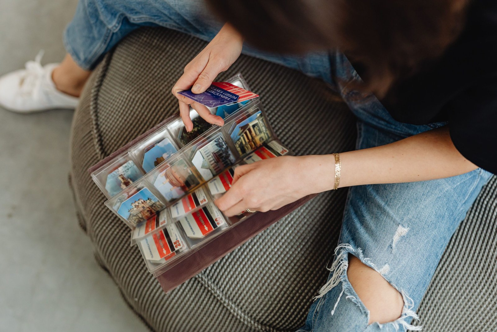 Missing My Family While Traveling: Coping Strategies for a Happier Journey