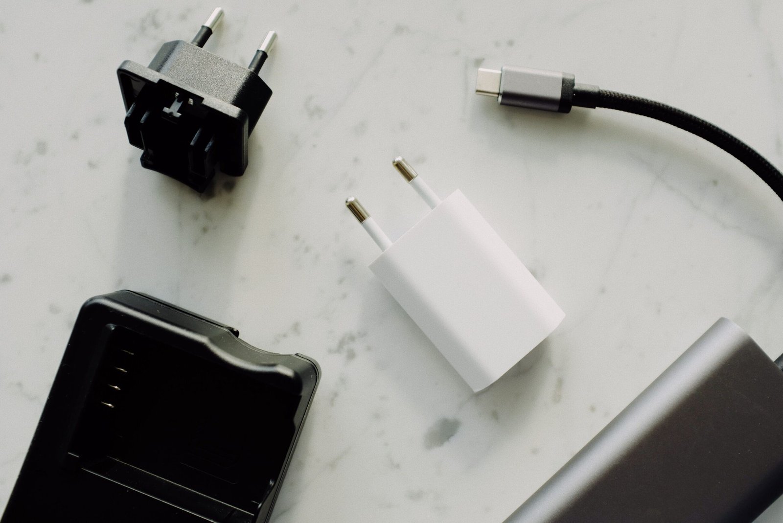 Essential Travel Plug Adapter for Ireland: Your Complete Buying Guide 2025