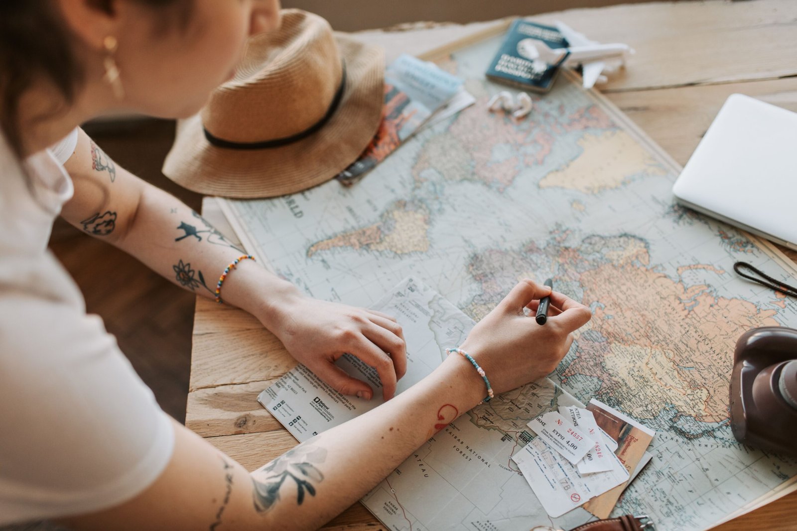 Become a Super Traveler: Essential Tips for Smarter Adventures in 2025