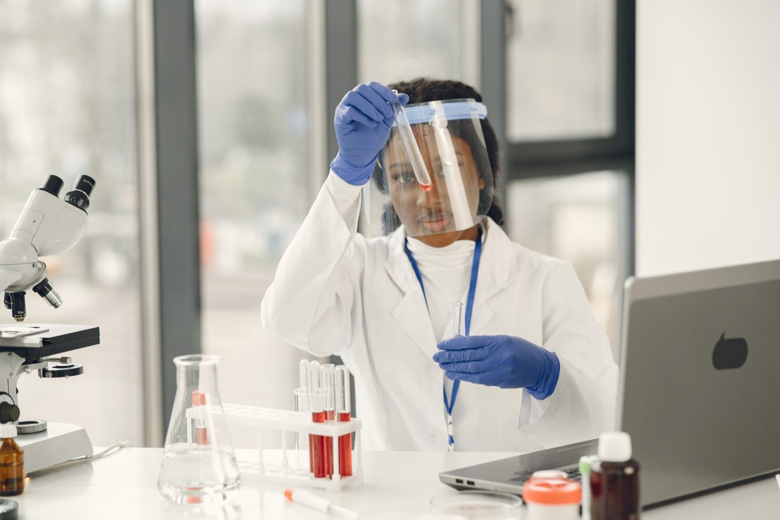 Traveling Med Tech: Your Ultimate Guide for 2025